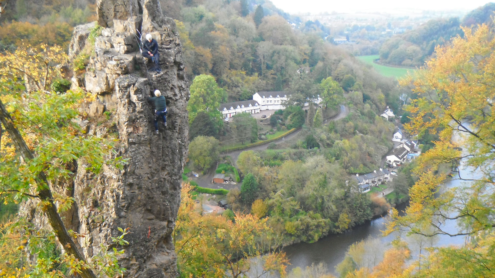 Rock Climbing in Symmonds Yat